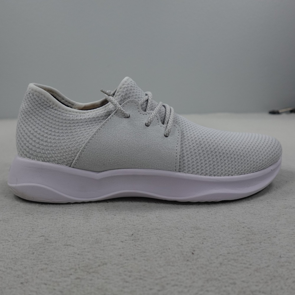Vessi Everyday Classic Shoes Womens 10 White Waterproof Sneaker Lace Up Casual